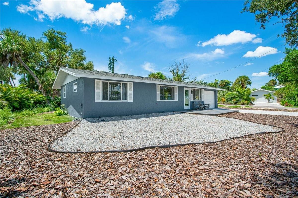 Property Photo: 4090 Pelican Shores Circle FL 34223