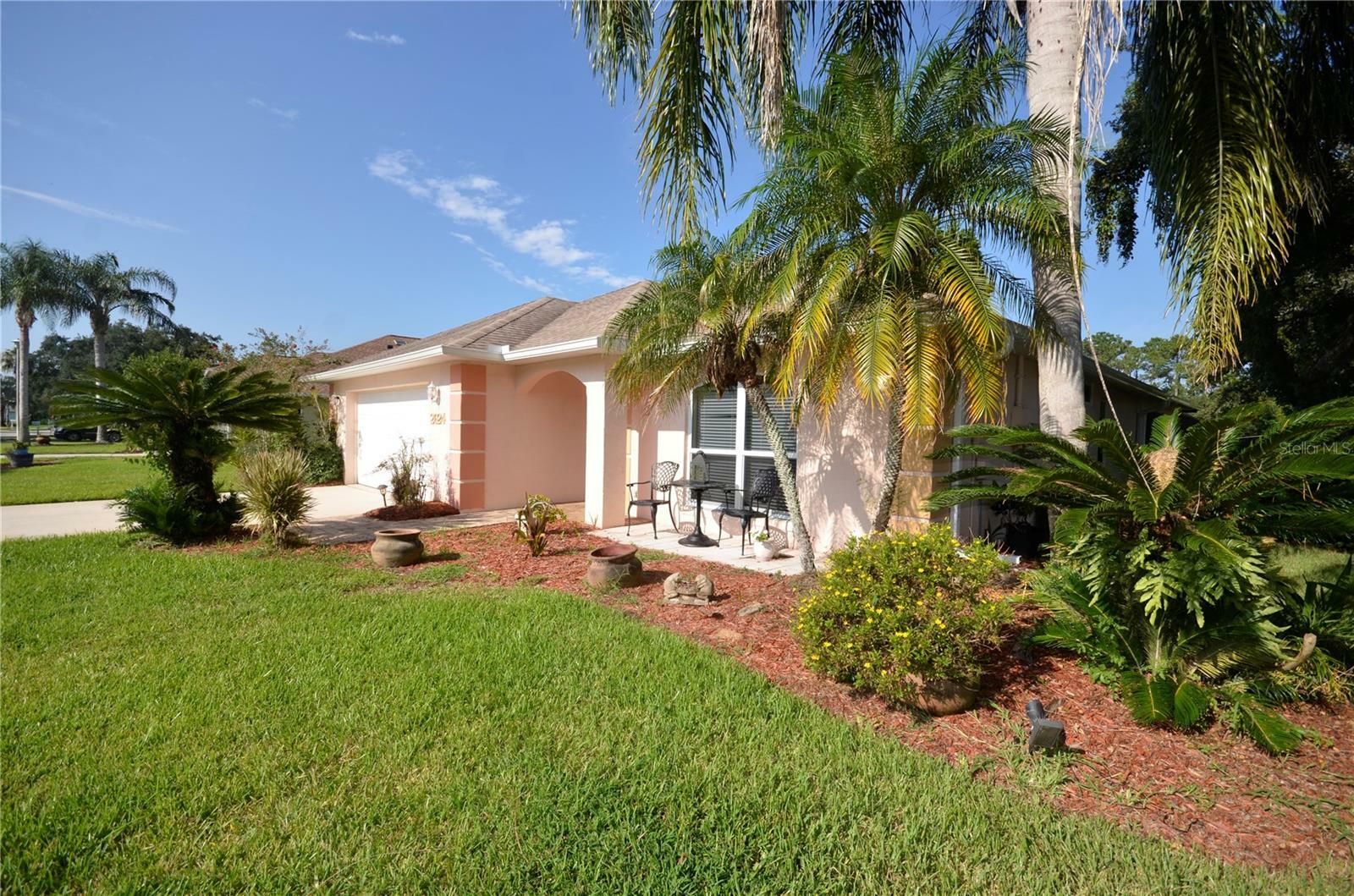 Property Photo:  2624 Turnbull Estates Drive  FL 32168 