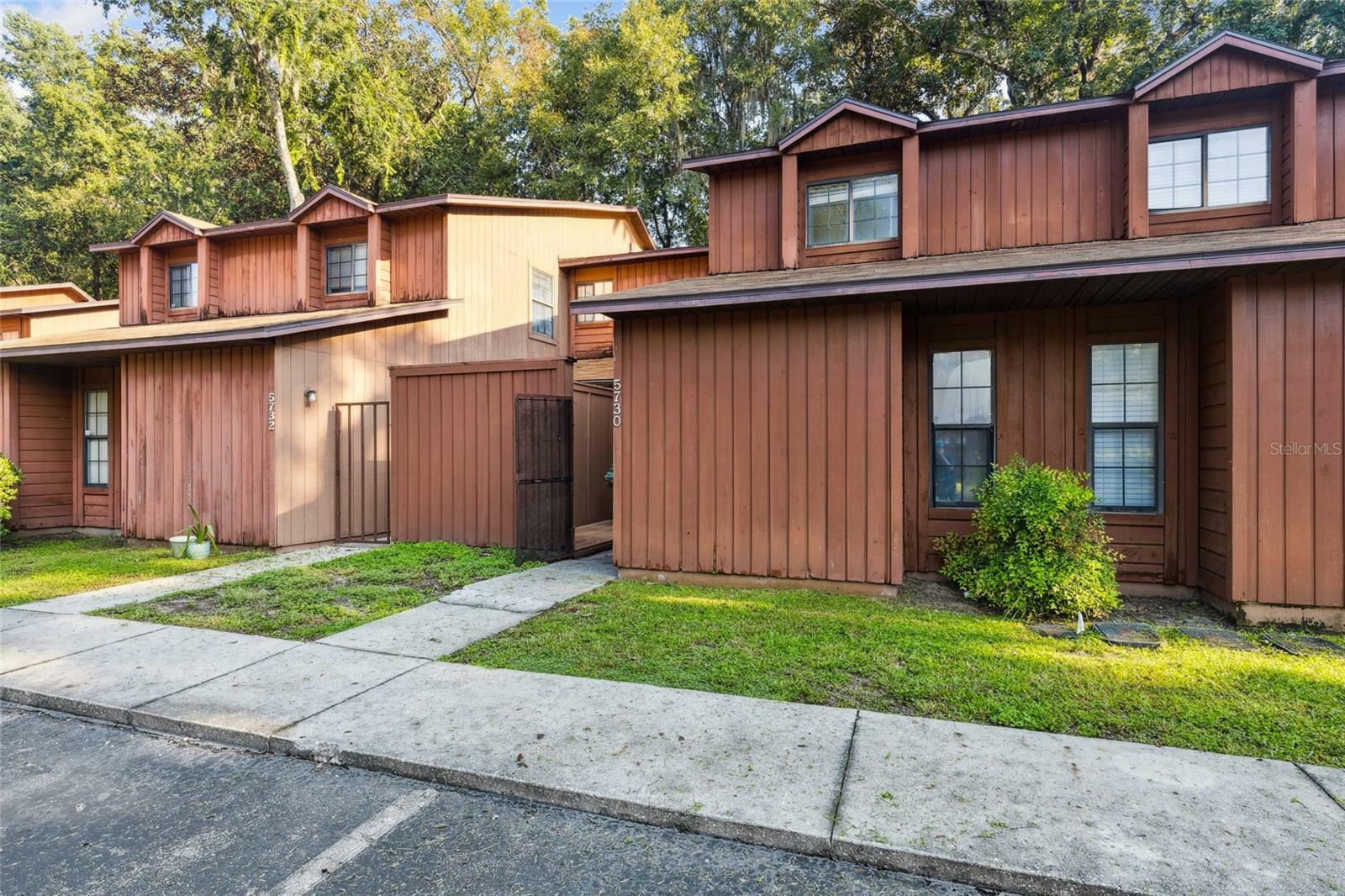Property Photo: 5730 SW 8th Place FL 32607