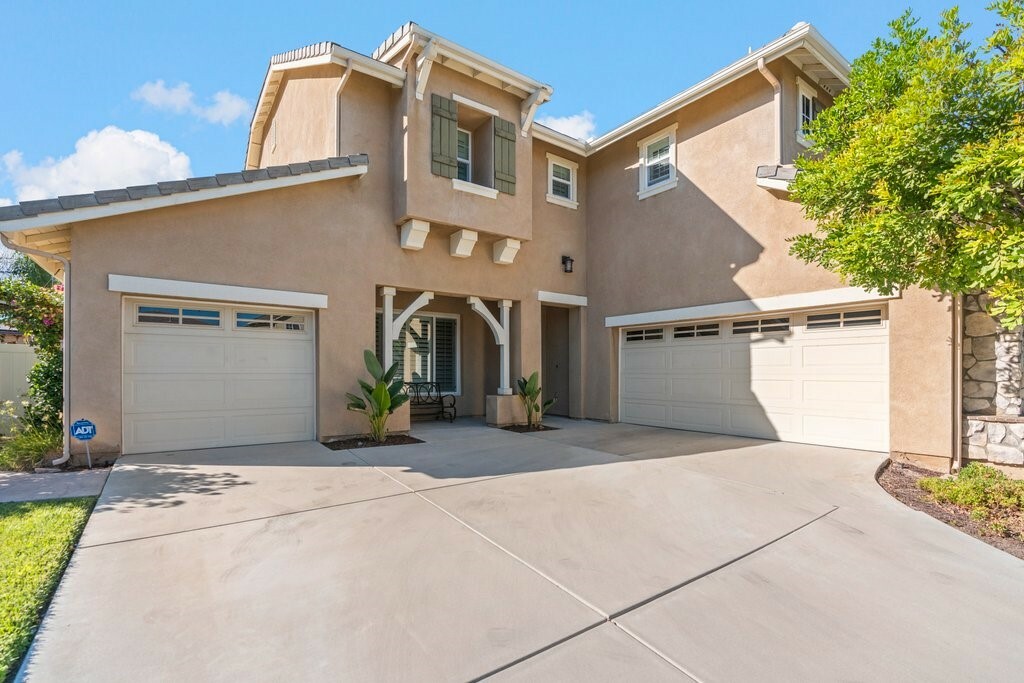 Property Photo:  32100 Beaver Creek Lane  CA 92592 