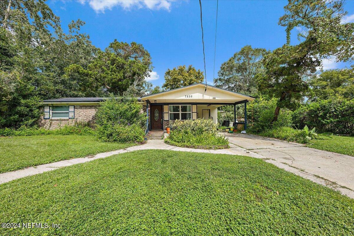 Property Photo:  7535 Patrice Court  FL 32210 