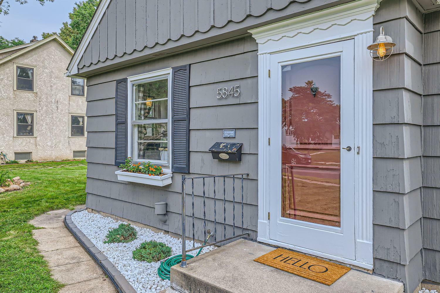 Property Photo:  5845 Pillsbury Avenue S  MN 55419 