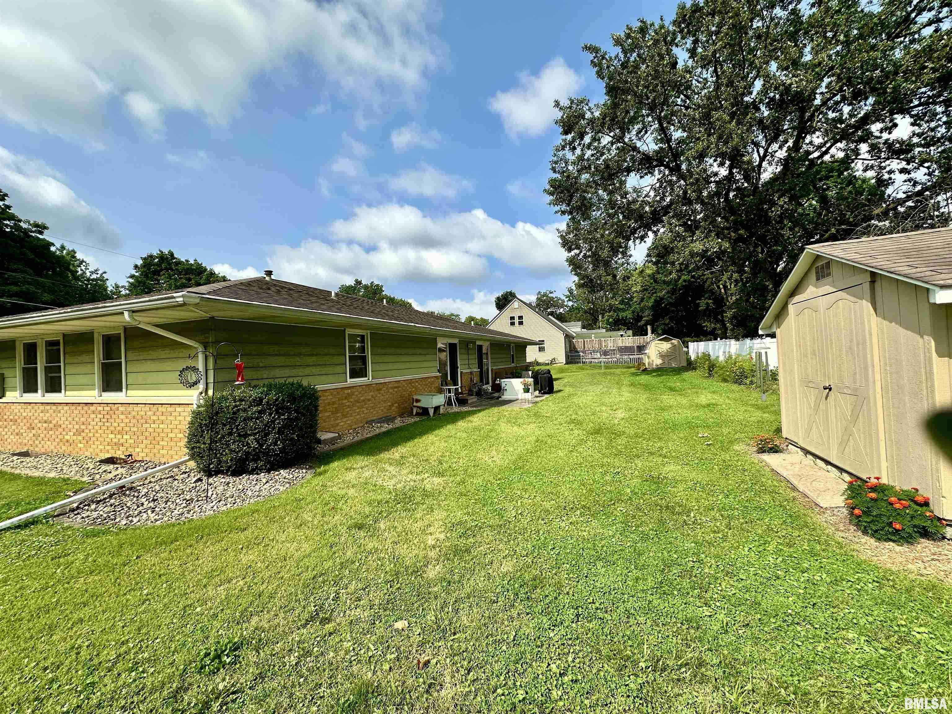 Property Photo:  101 &Amp 103 Gloria Drive  IL 61530 