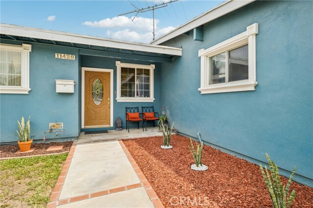 Property Photo:  11428 Blythe Street  CA 91605 