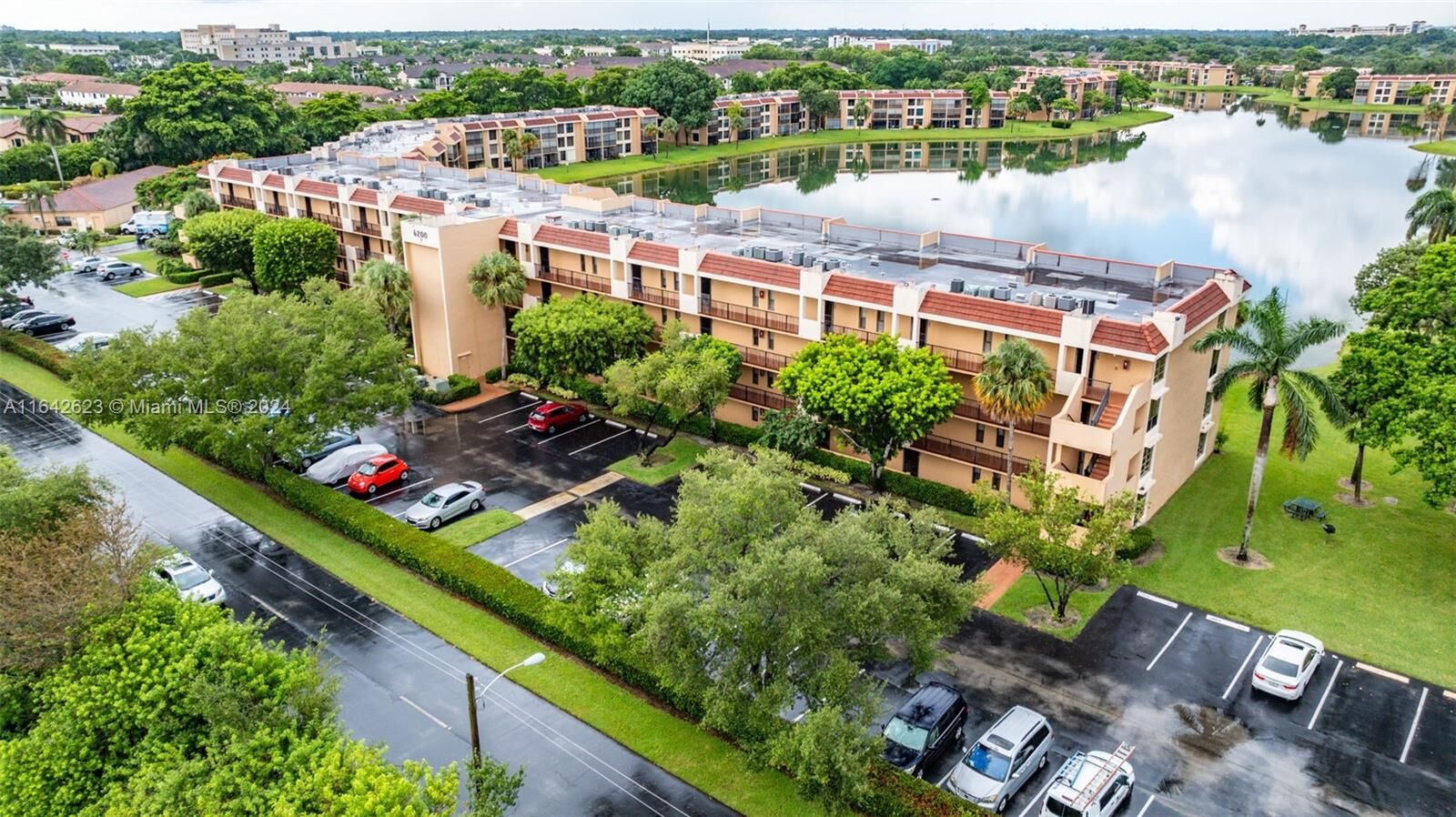 Property Photo: 6219 Coral Lake Dr 207 FL 33063