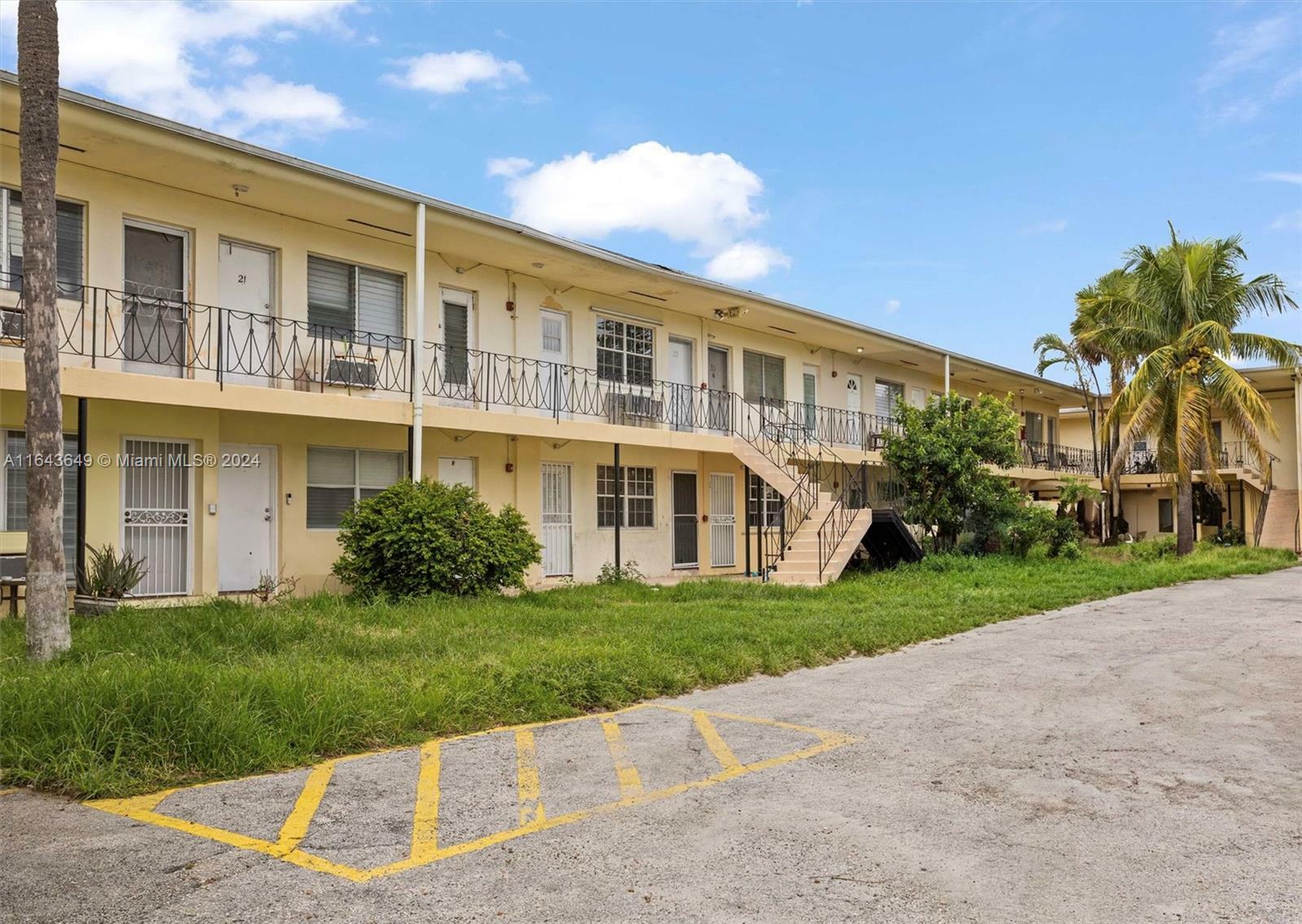 Property Photo:  71 NW 76th St 7  FL 33150 