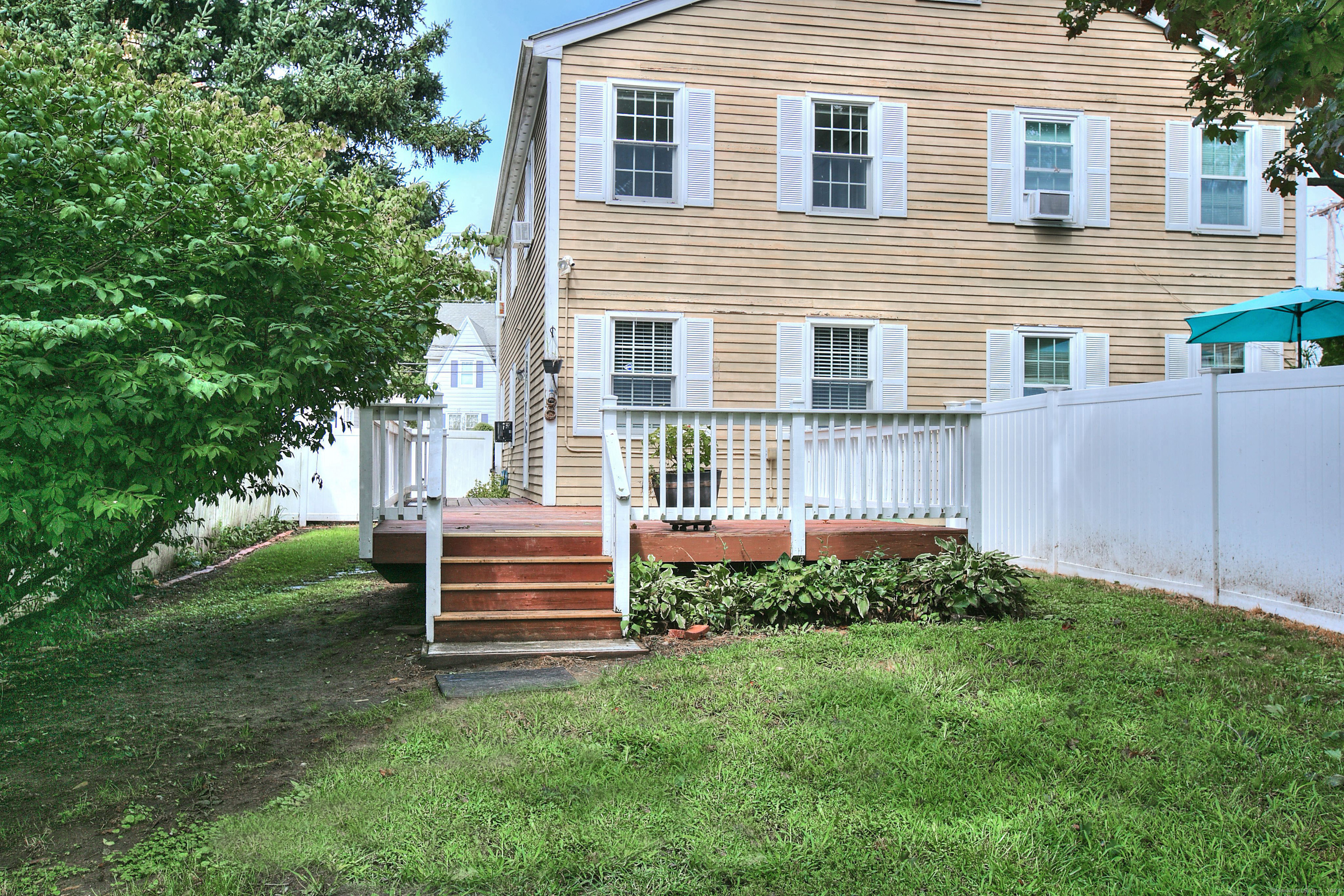 Property Photo:  400 Grovers Avenue  CT 06605 