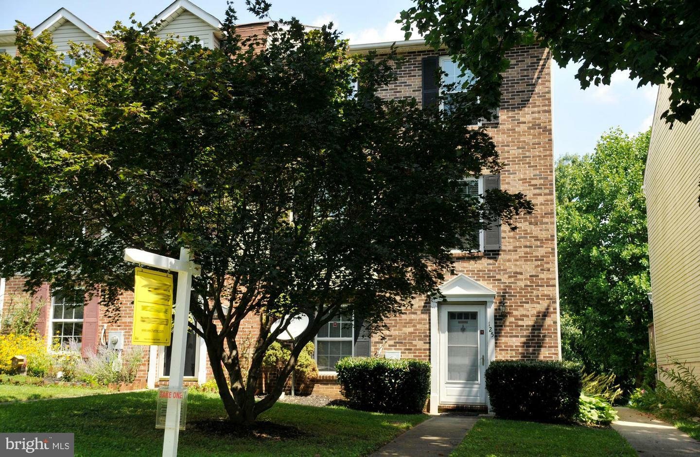 Property Photo: 125 North Towne Court MD 21771