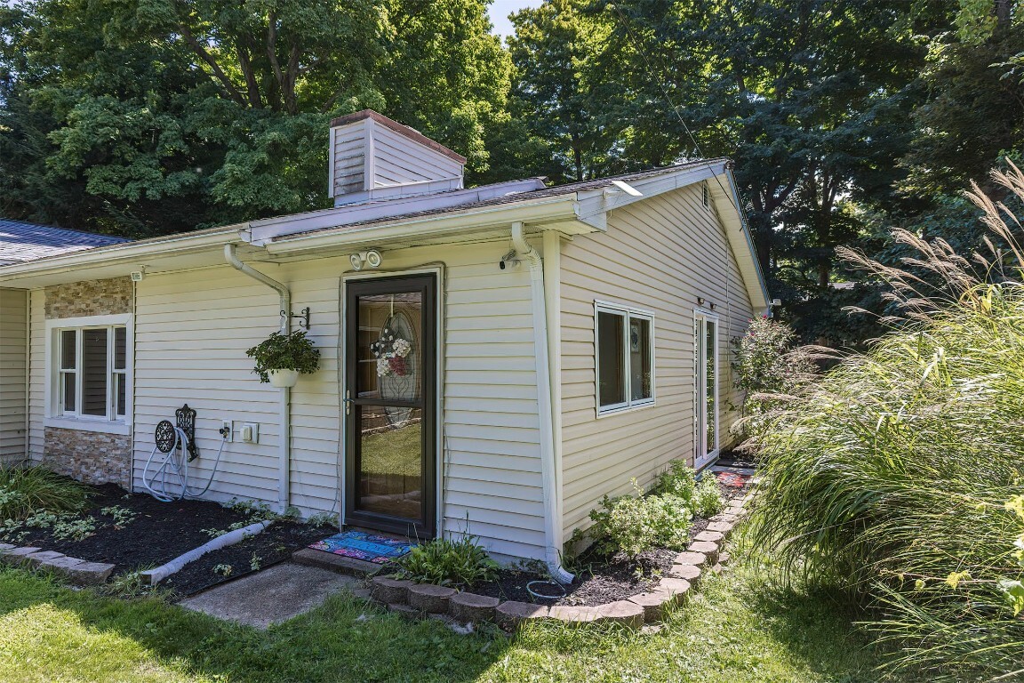 Property Photo:  7341 Murphyhurst Avenue  PA 16415 