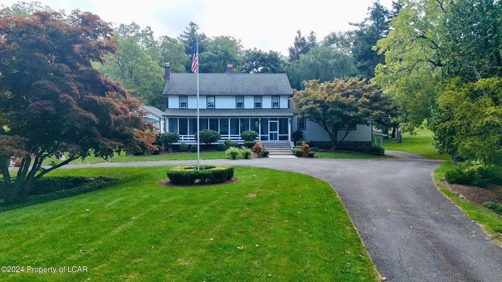 Property Photo: 39 Mountain Road PA 18249