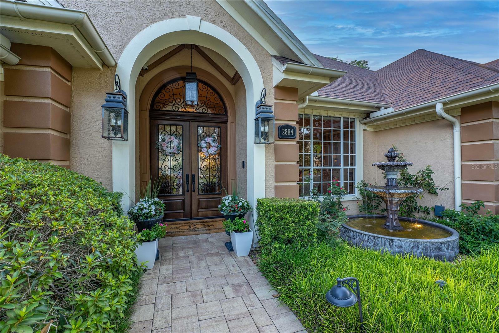 Property Photo:  2884 Old Castle Drive  FL 32792 