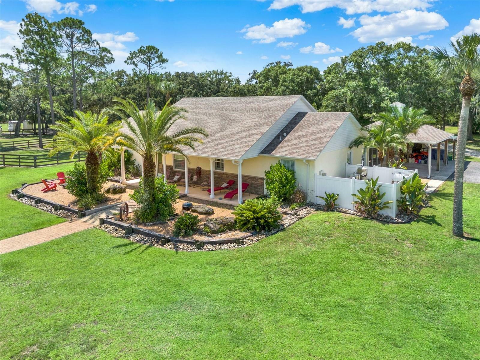 Property Photo:  3650 Pepper Lane  FL 32168 