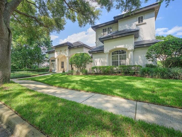 Property Photo: 1356 W Lake Colony Drive FL 32751