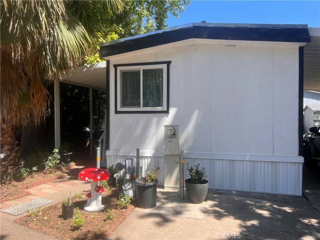 Property Photo:  567 E. Lassen 505  CA 95973 