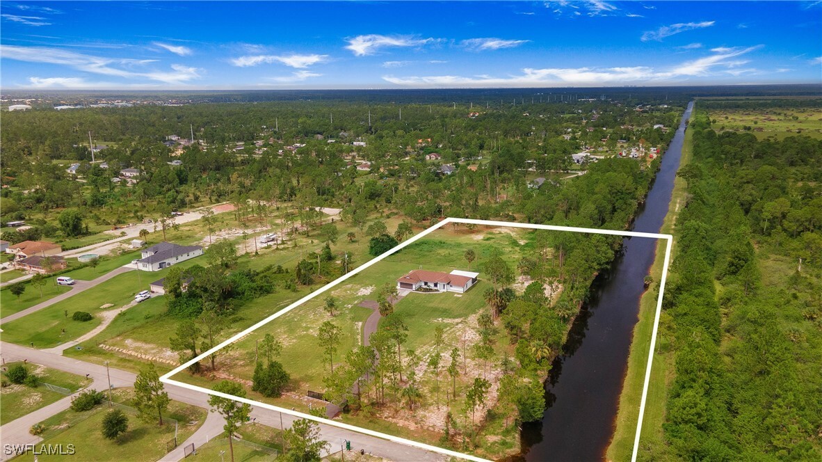 Property Photo:  4935 20th Street NE  FL 34120 