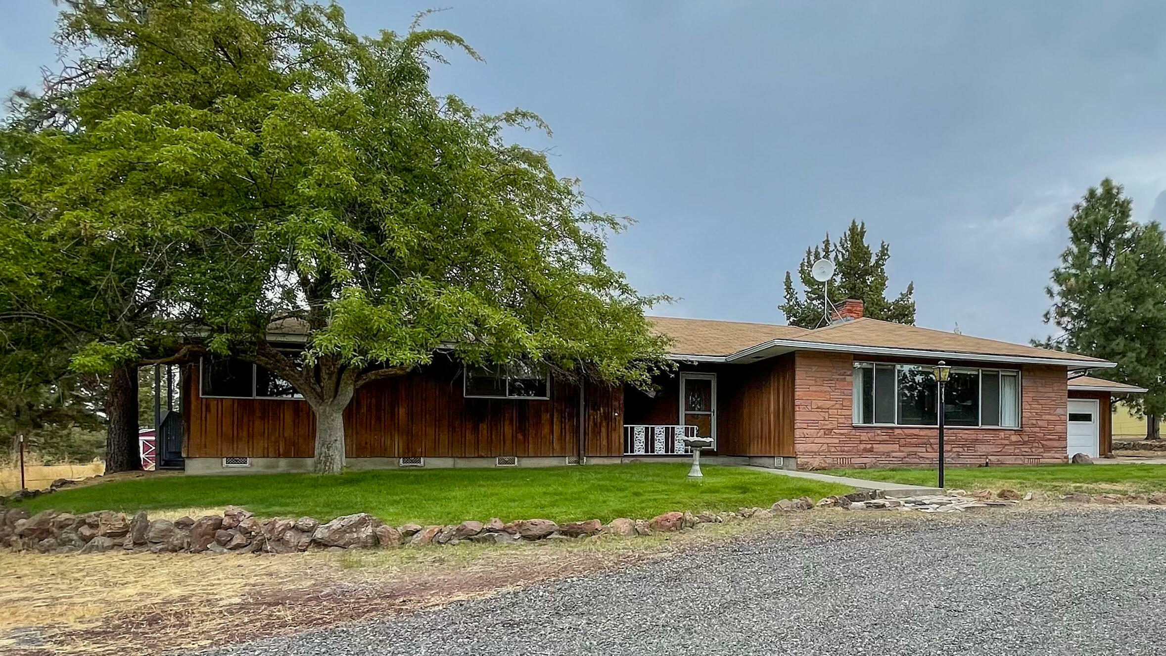 Property Photo:  6302 SW Stillman Road  OR 97753 