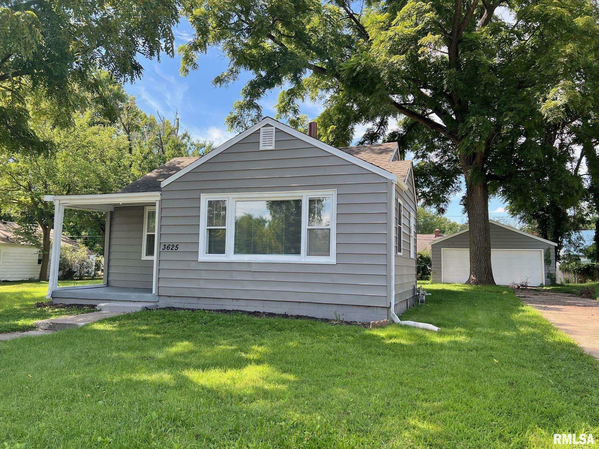 Property Photo:  3625 N Finnell Avenue  IL 61604 