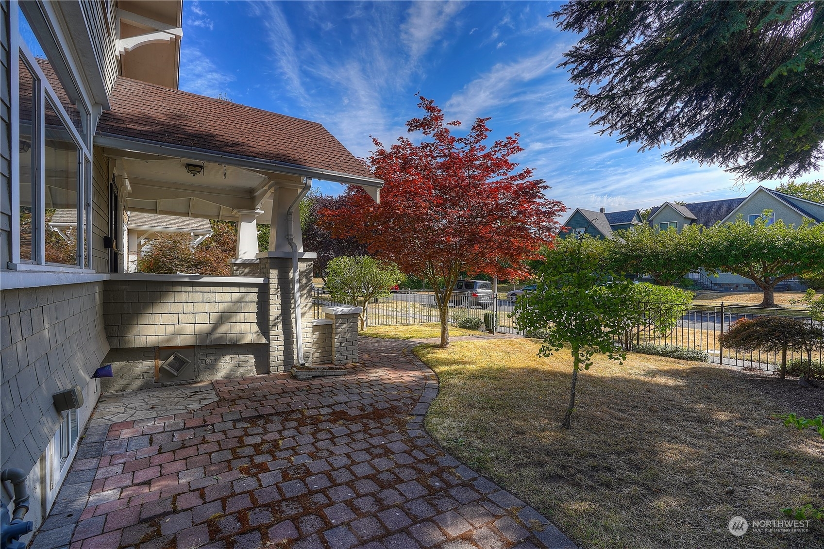 Property Photo:  1116 N Oakes Street  WA 98406 