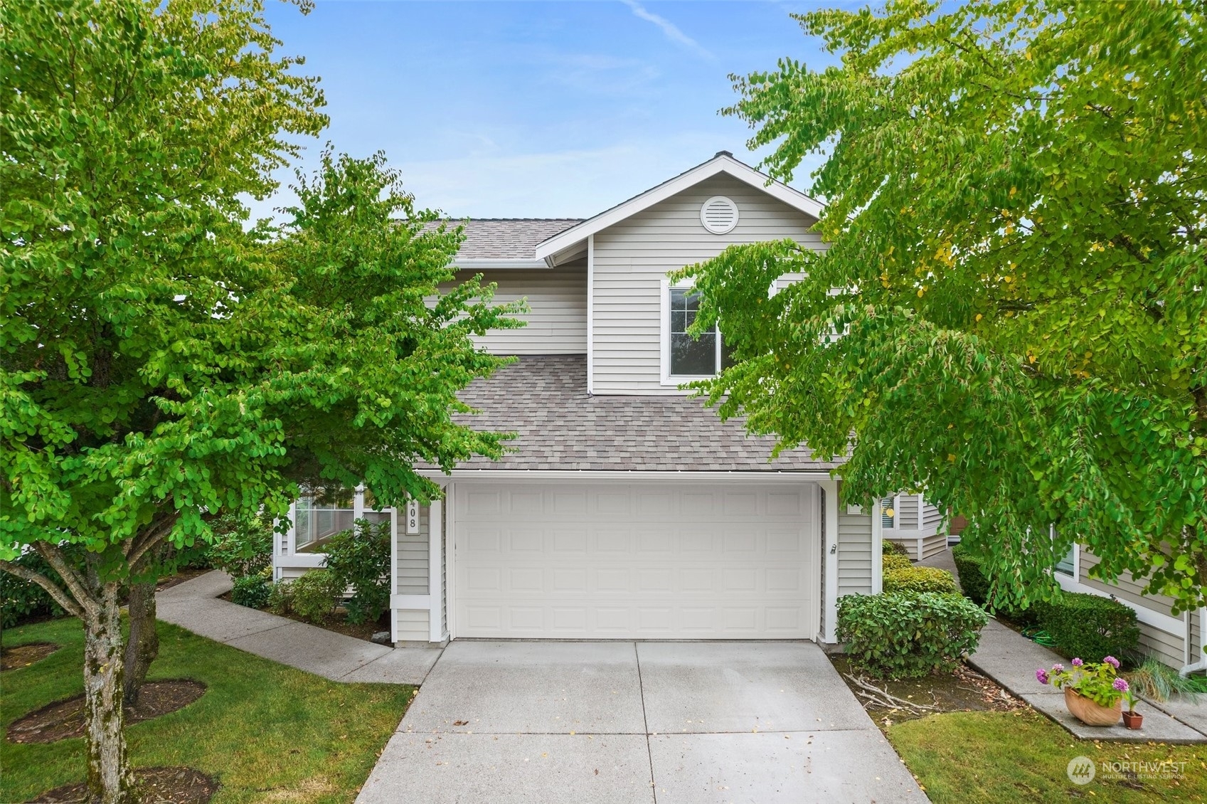 Property Photo:  1408 60th Street SE A  WA 98092 