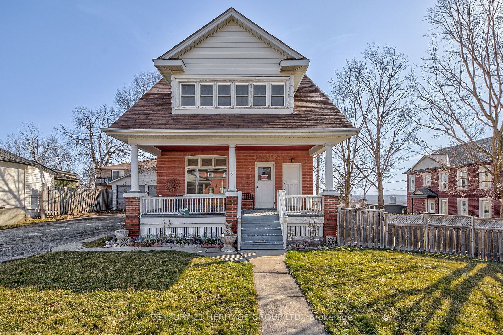 Photo de la propriété: 31 Simcoe Rd ON L3Z 1Y3