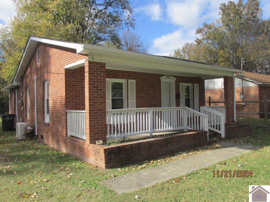 Property Photo: 903 N 21st St KY 42001