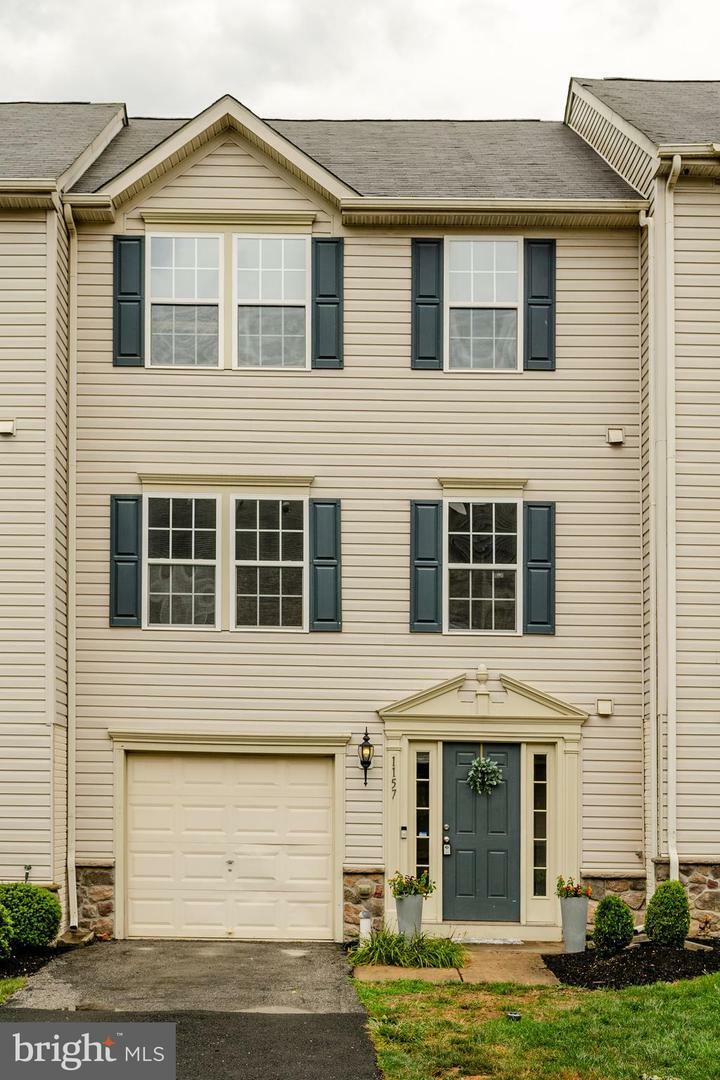 Property Photo:  1157 Blue Bird Lane 29  PA 17402 