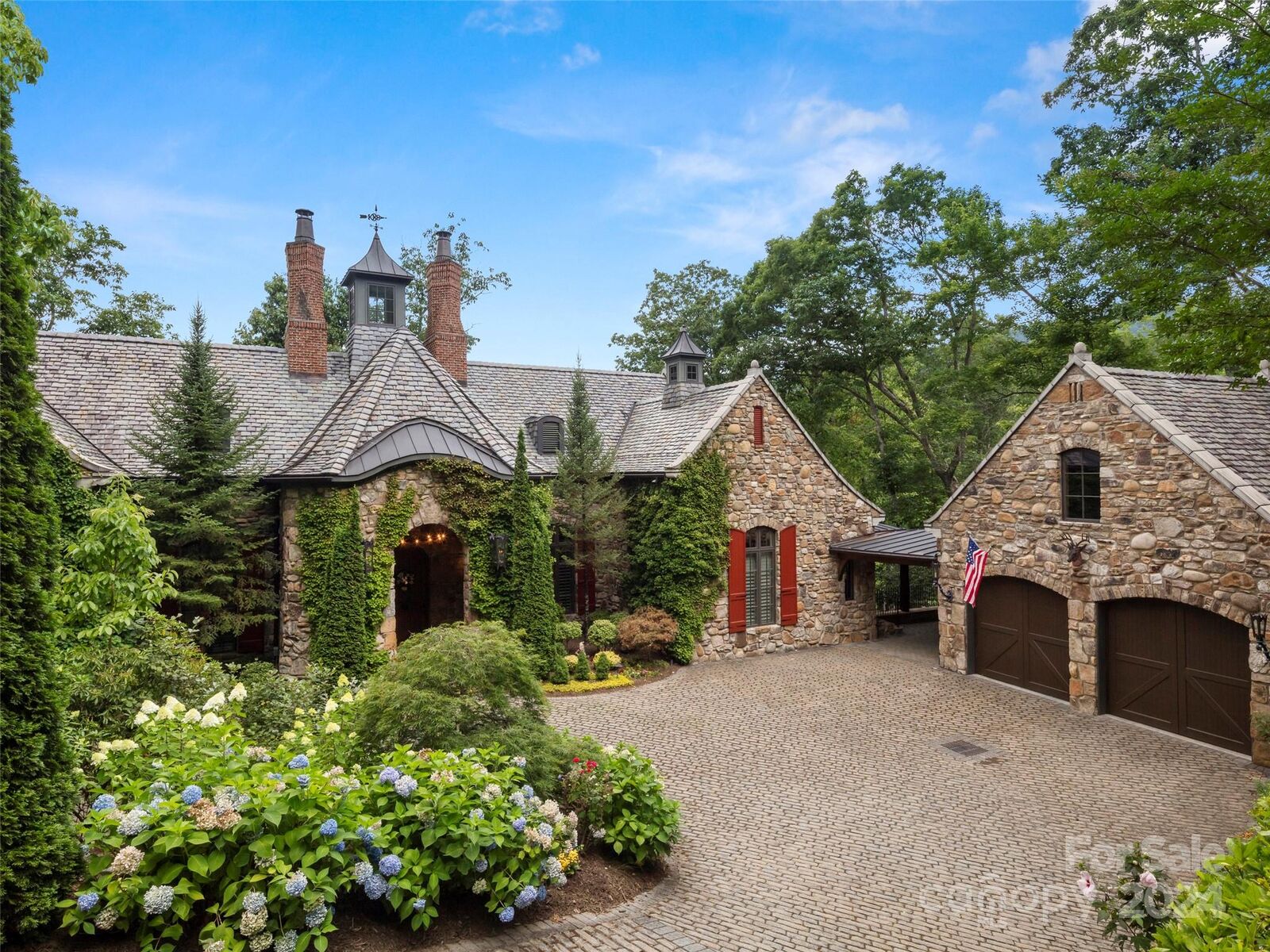 Property Photo:  4 Wood Lily Trail  NC 28704 