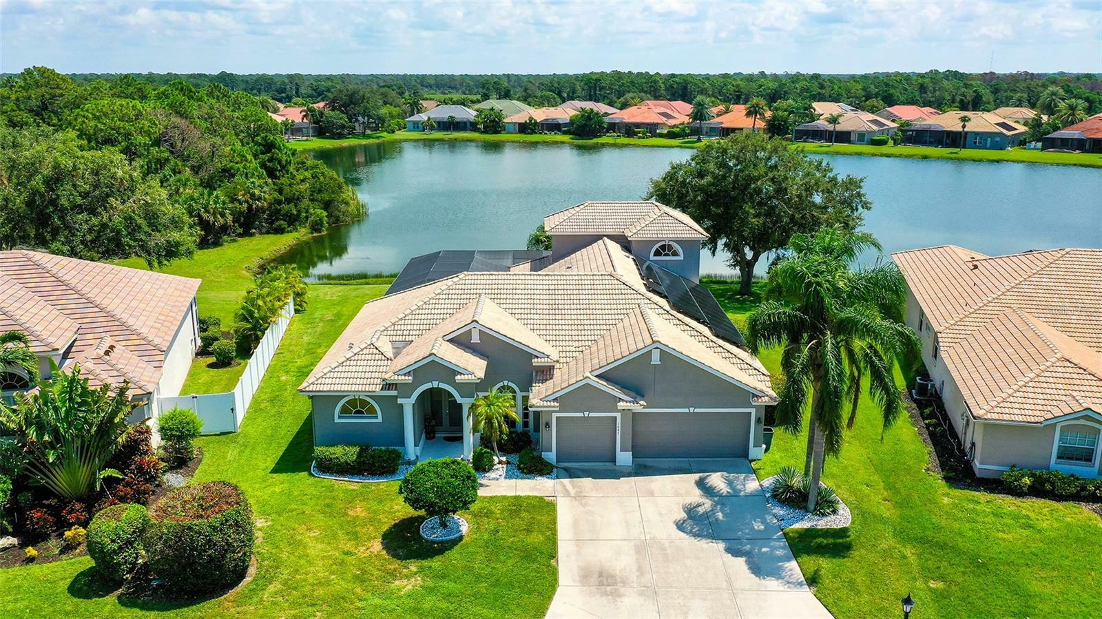 Property Photo:  1085 Mallard Marsh Drive  FL 34229 