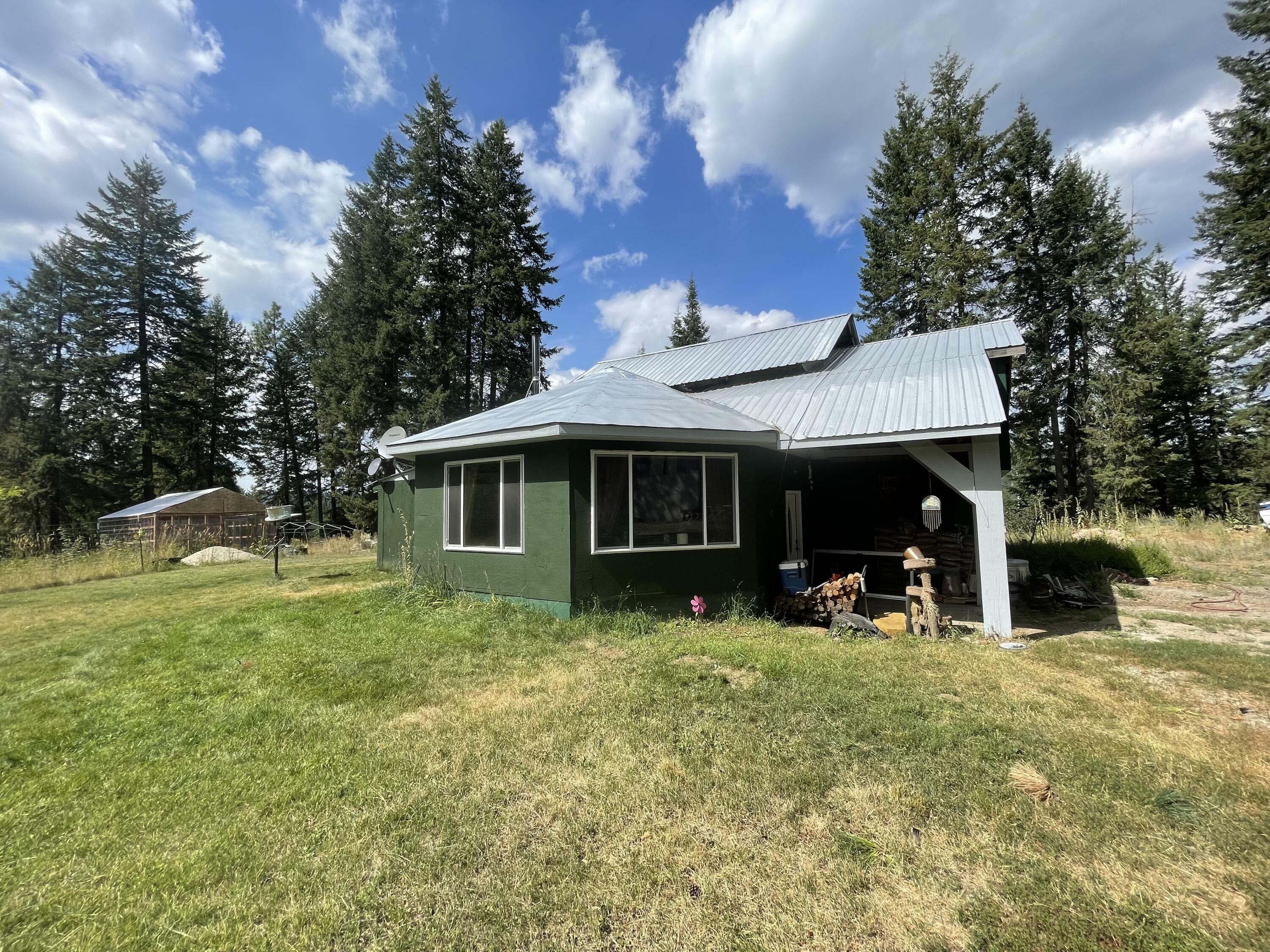 Property Photo:  4224X Grouse Creek Rd  WA 99148 