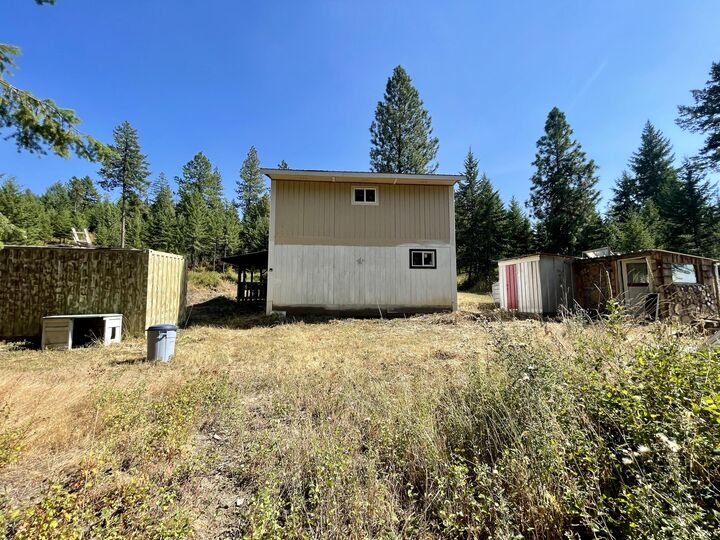 Property Photo: 2599 F Scott Rd WA 99167