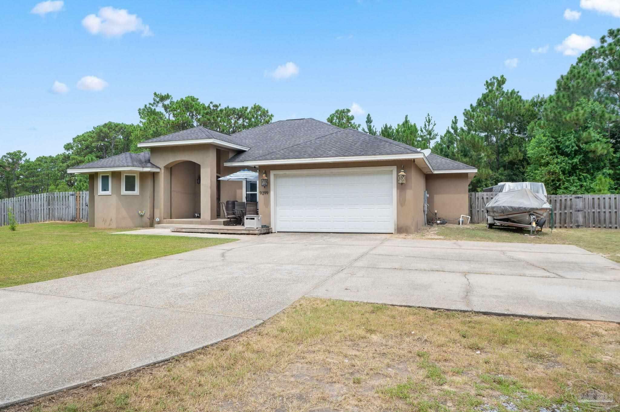 Property Photo:  9299 Eagle Nest Dr  FL 32566 