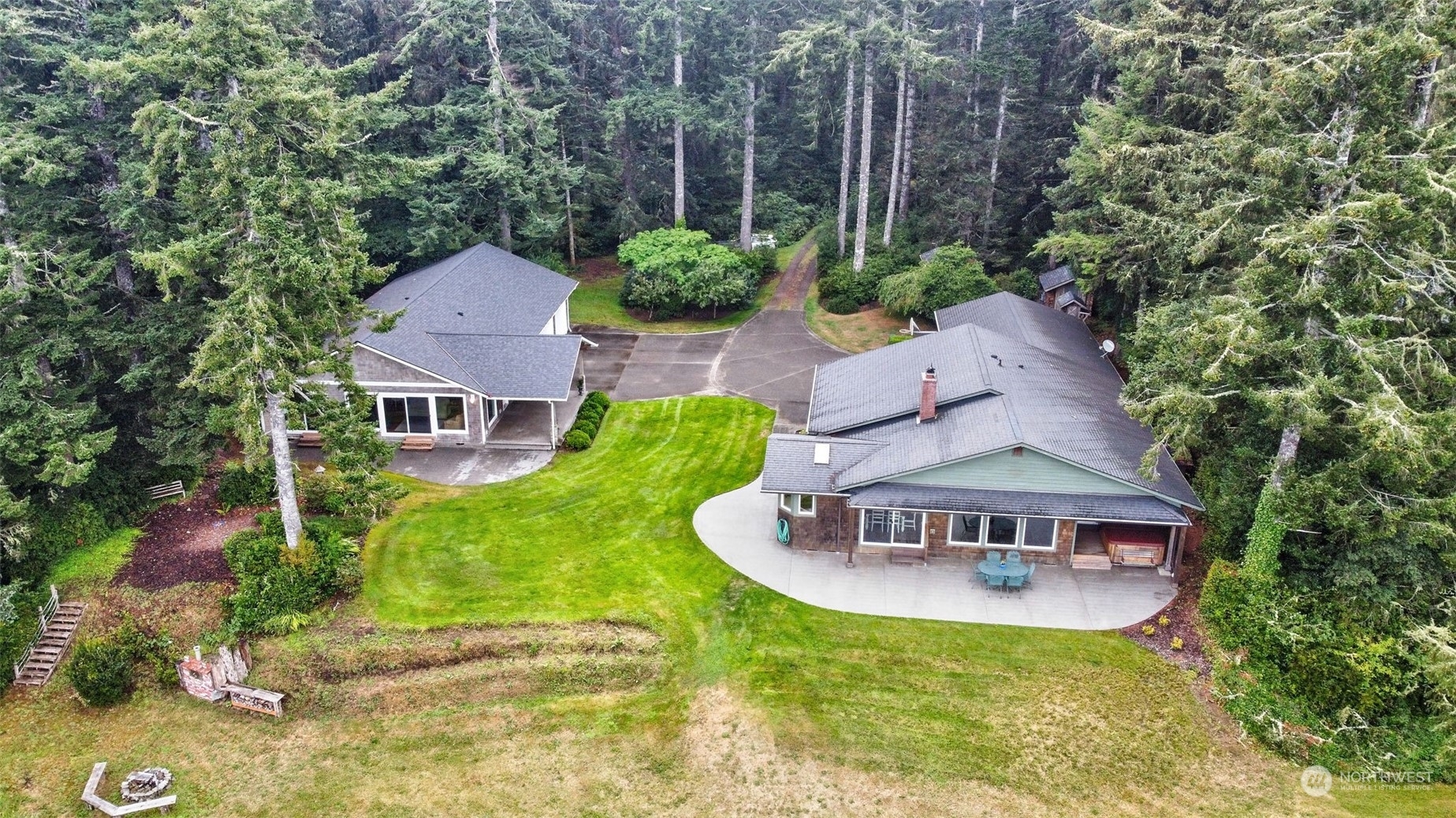 Property Photo: 24424 Sandridge Road WA 98640