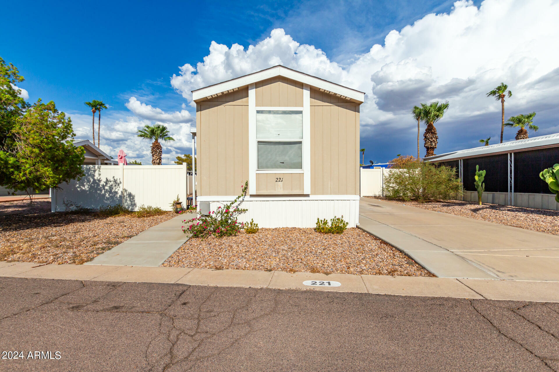 Property Photo:  201 S Greenfield Road 221  AZ 85206 