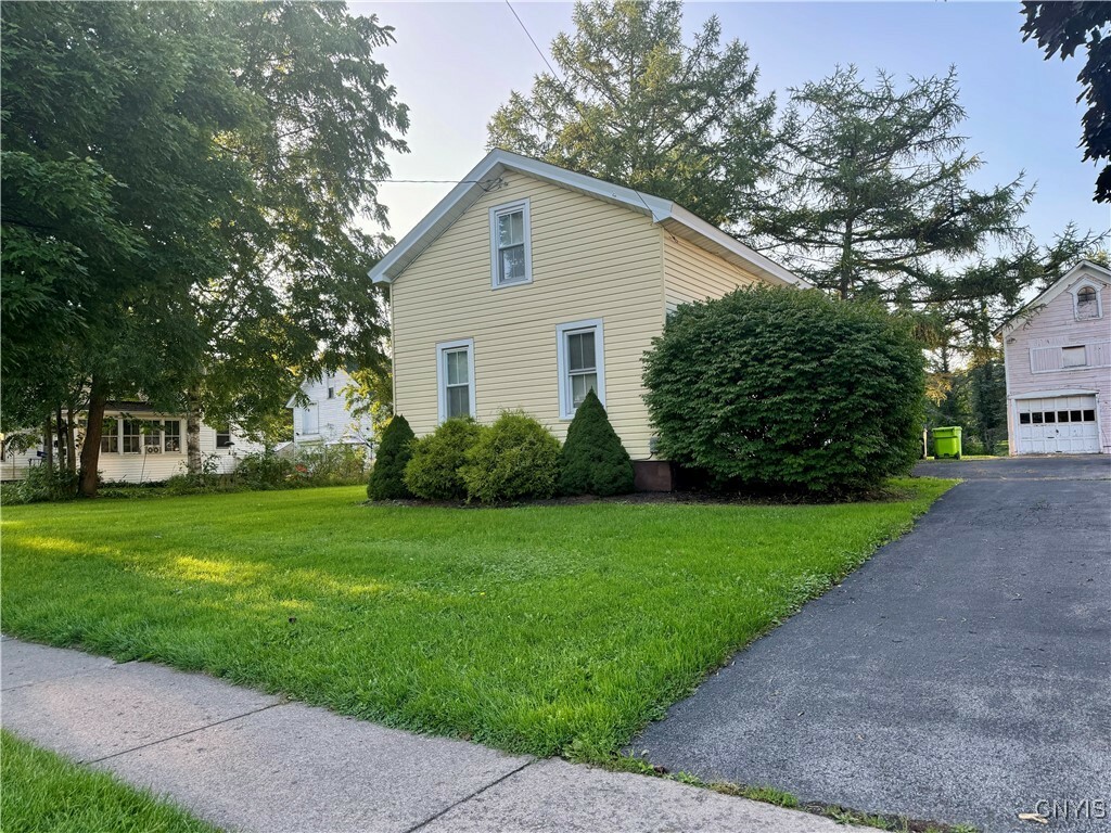 Property Photo:  84 Cayuga Street  NY 13077 