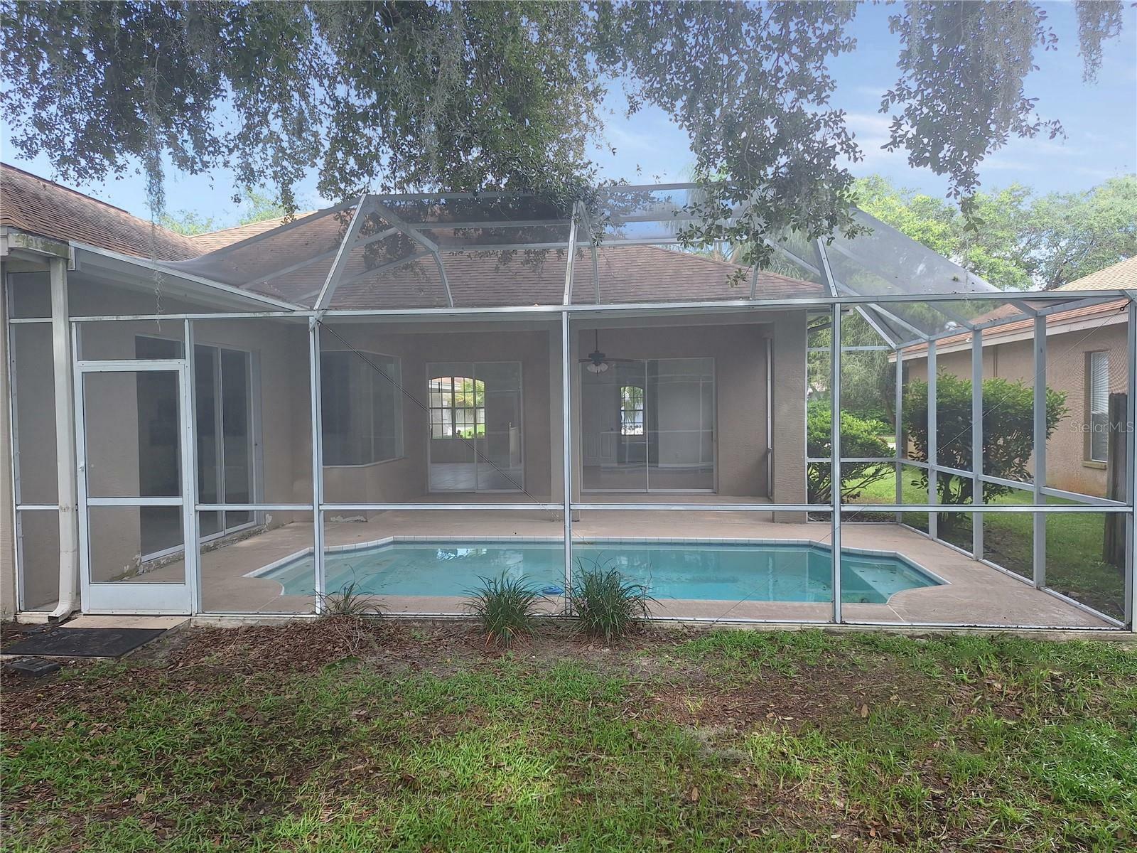 Property Photo:  462 Equine Drive  FL 34688 