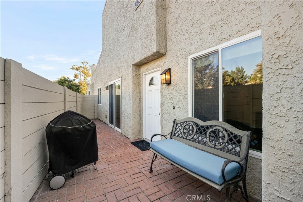 Property Photo:  5646 E Los Angeles Avenue  CA 93063 