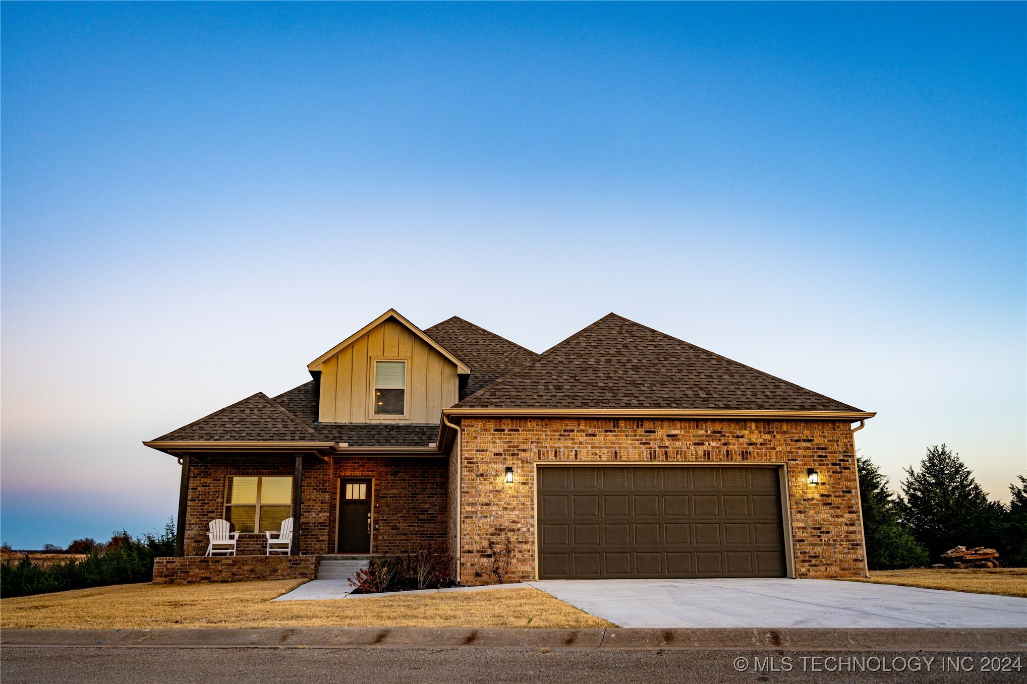 Property Photo:  1119 St Andrews Circle  OK 74023 