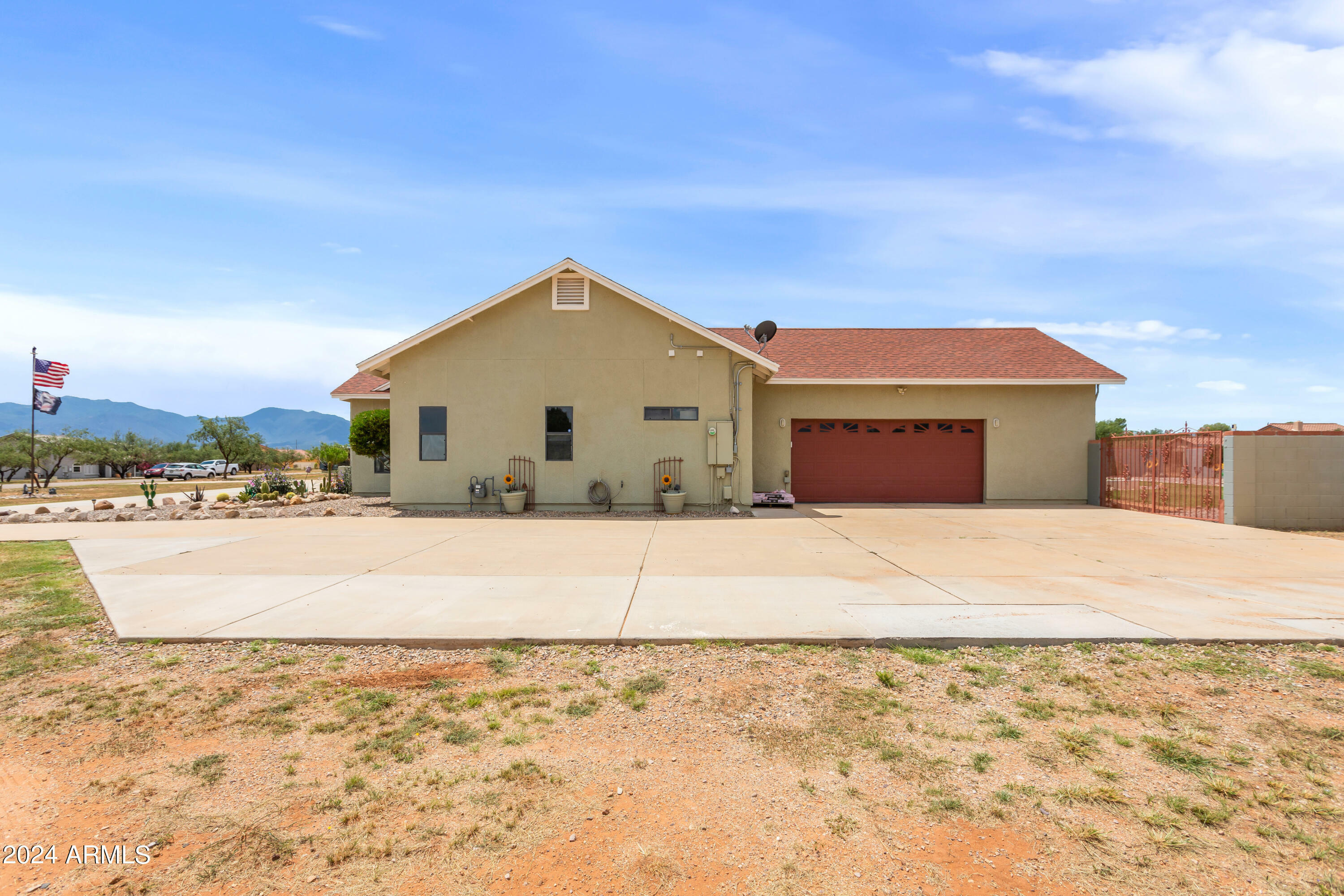 Property Photo:  1698 N San Gabriel Avenue  AZ 85635 