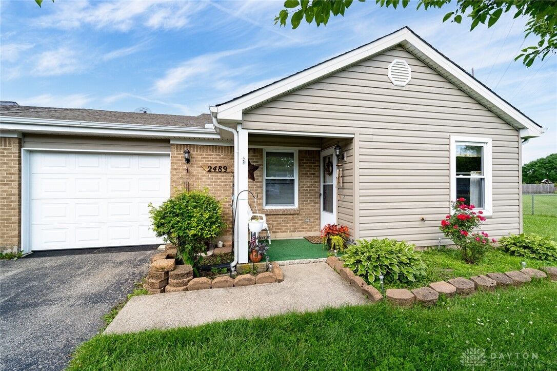 Property Photo: 2489 Miami Village Drive OH 45342