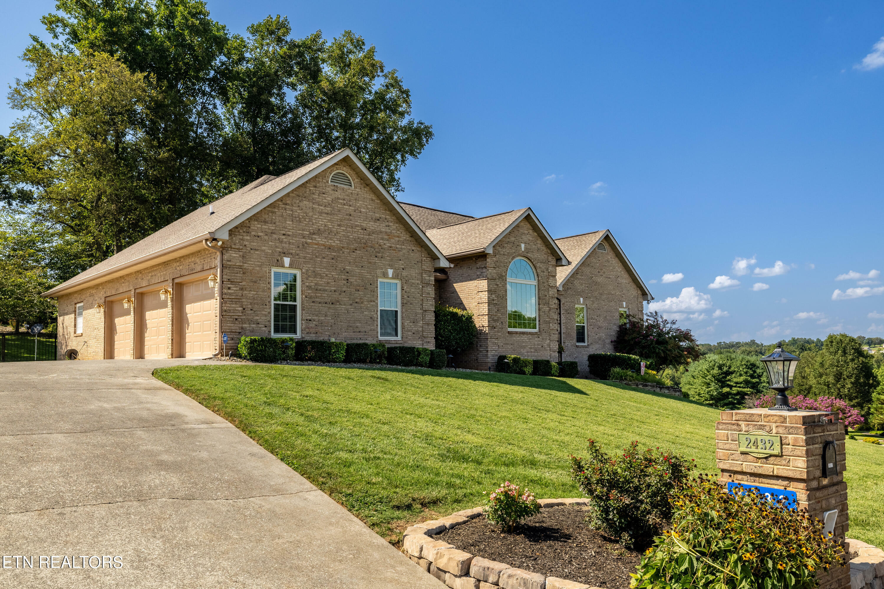 Property Photo:  2432 Creekstone Circle  TN 37804 