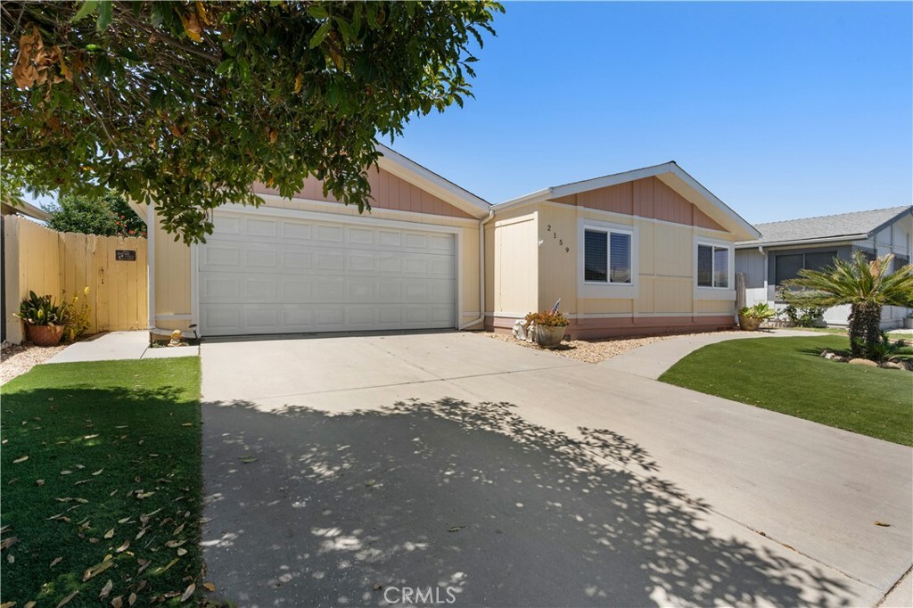 Property Photo:  2159 Sierra Vista  CA 93458 