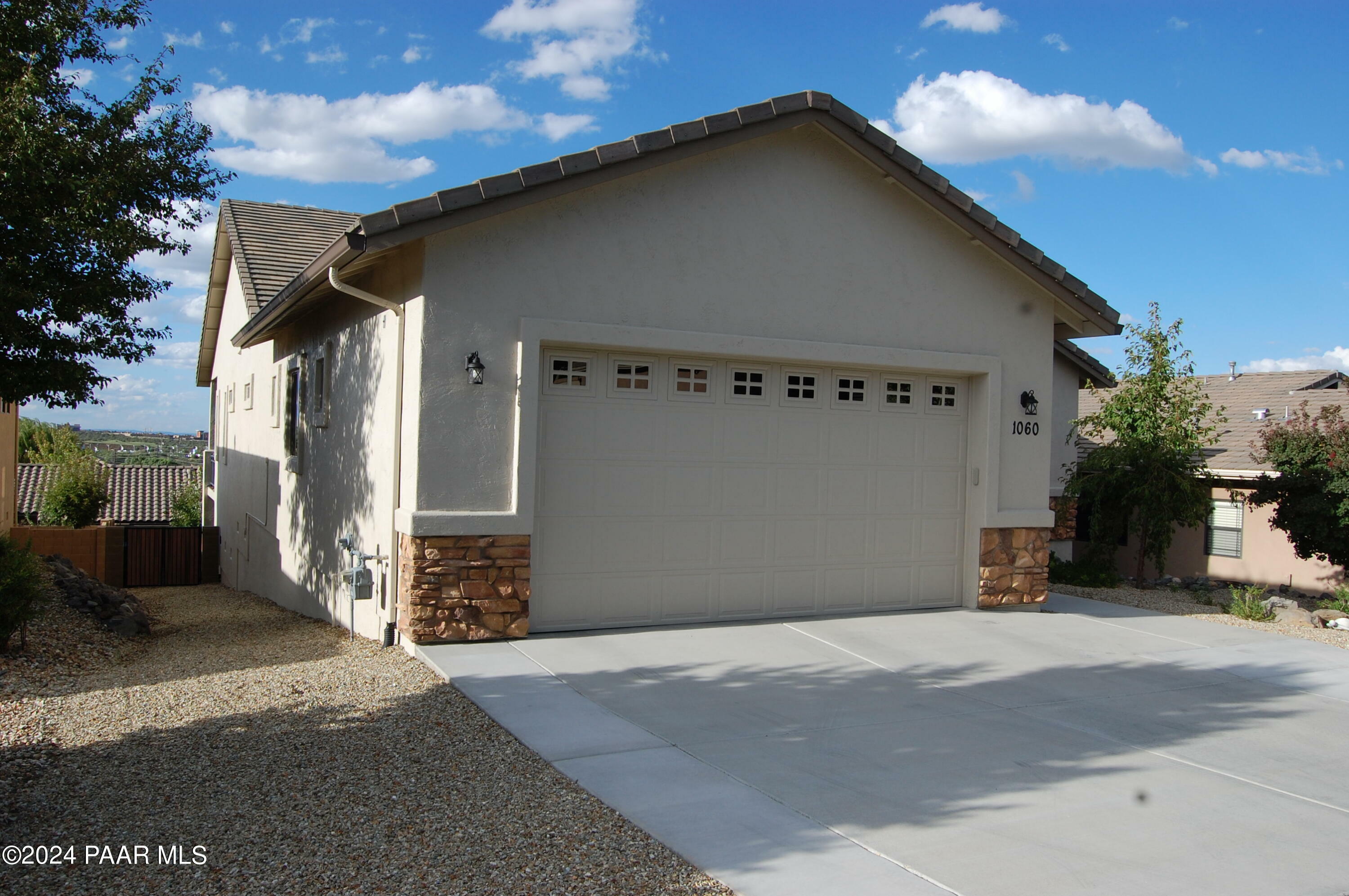 Property Photo:  1060 Bridgewater Drive  AZ 86301 