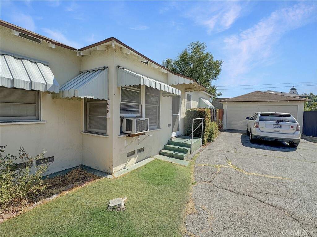 Property Photo:  440 S Lincoln Place  CA 91016 