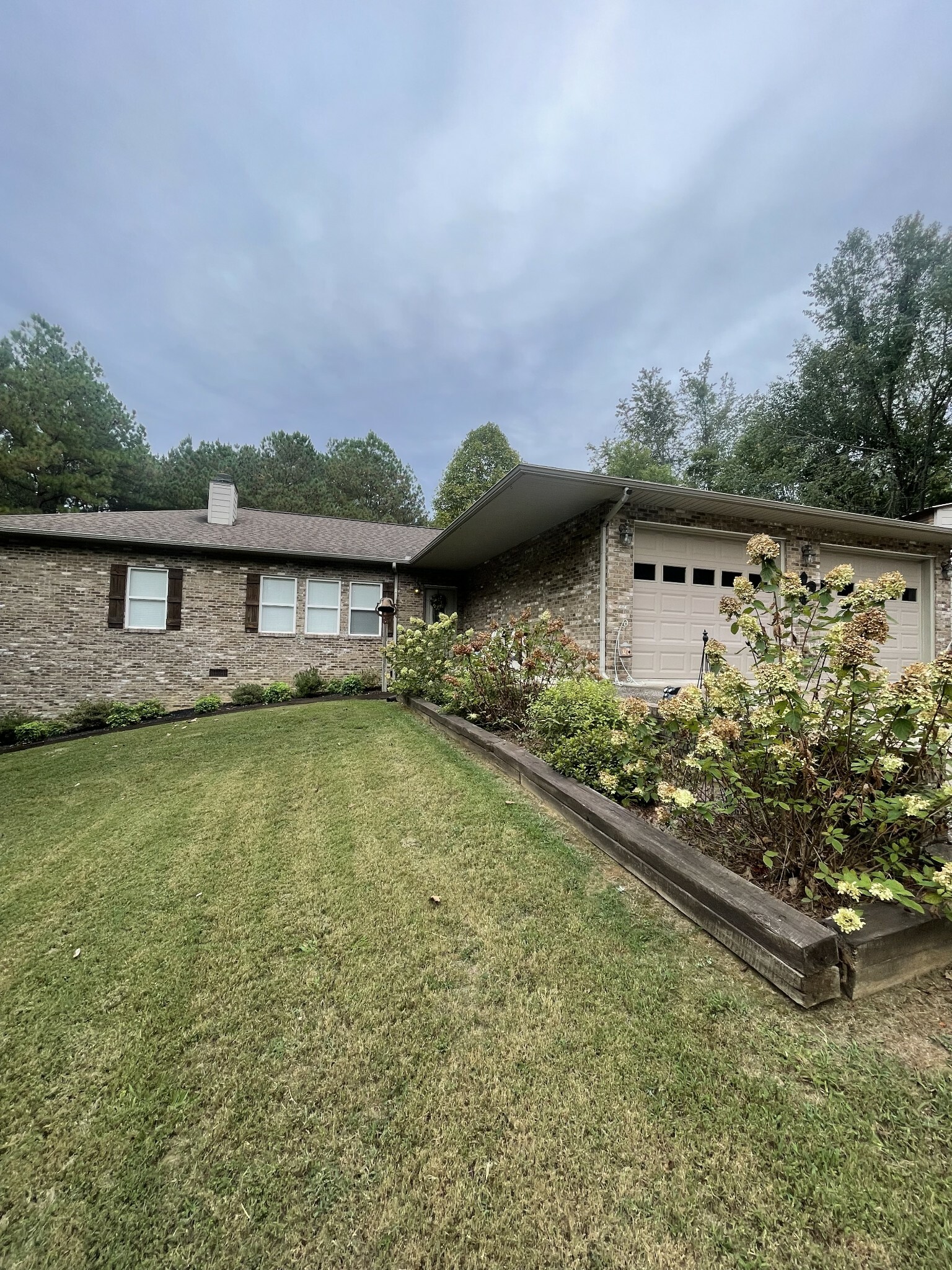 Property Photo:  122 Grandview Dr  TN 38464 