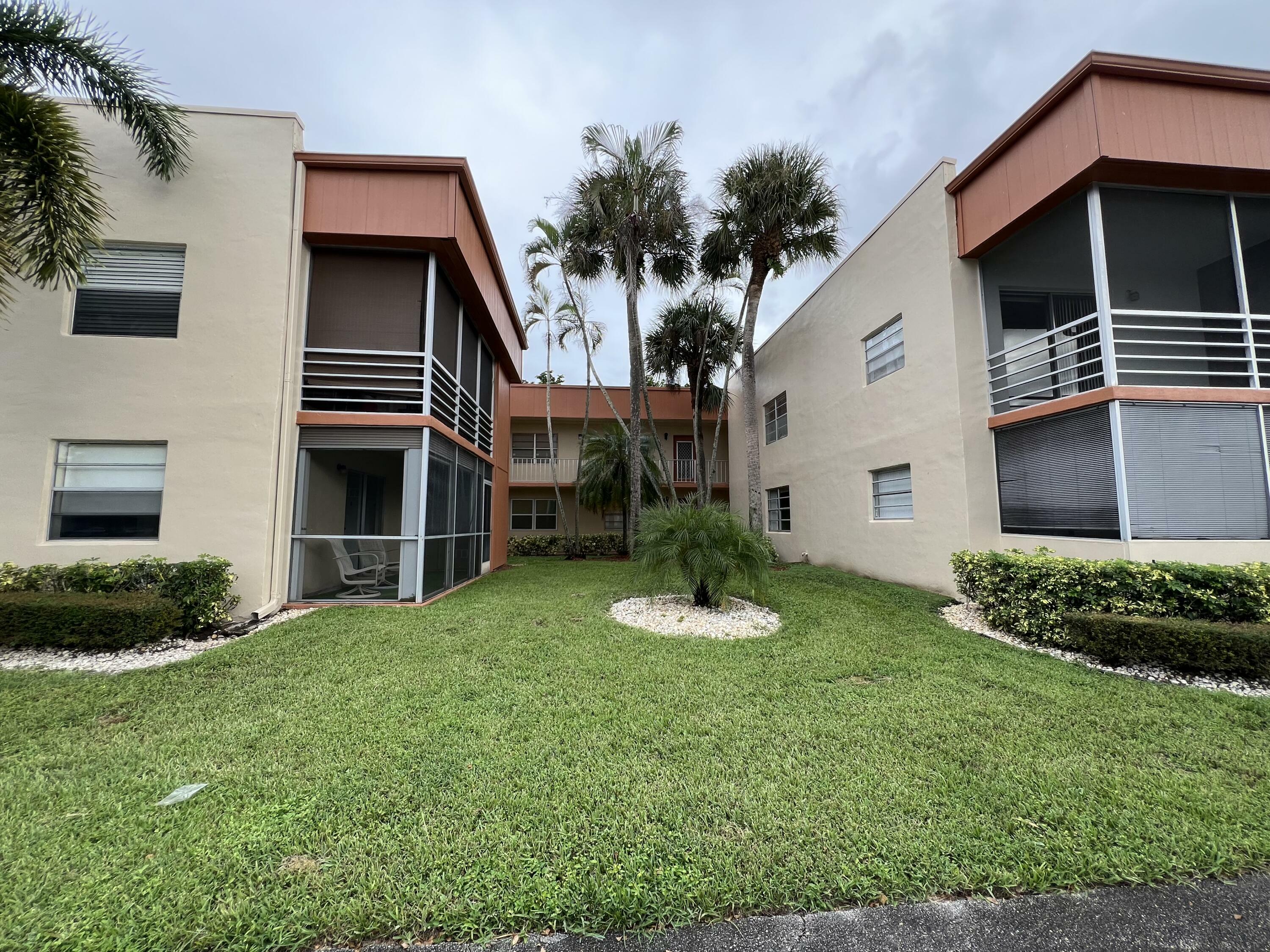 Property Photo:  222 Piedmont E 222  FL 33484 