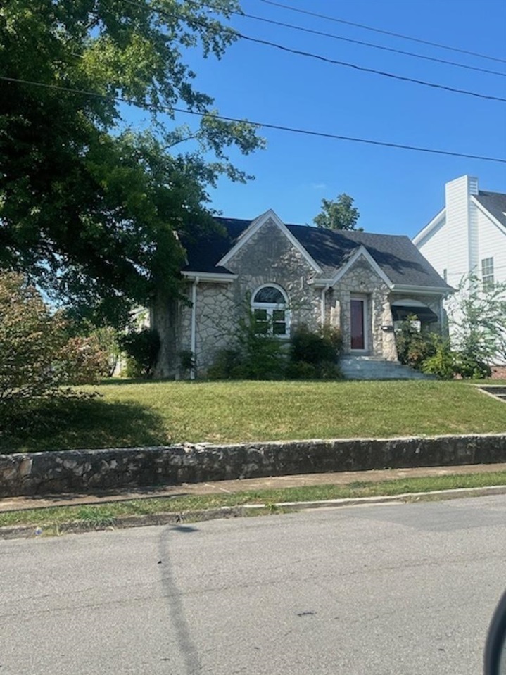 Property Photo:  1127 Magnolia Street  KY 42103 