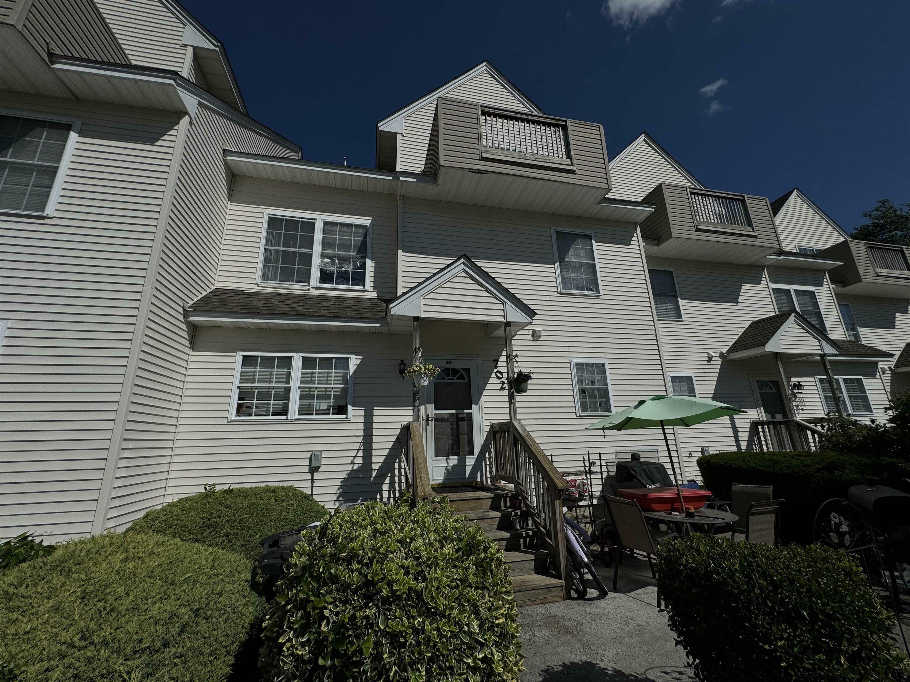 Property Photo:  702 Jonathon Ct 702  NJ 08234 