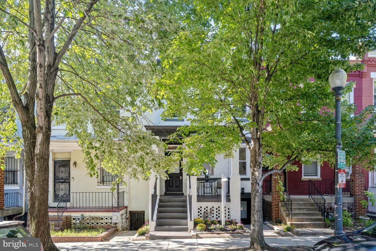 Property Photo:  152 W Street NW  DC 20001 