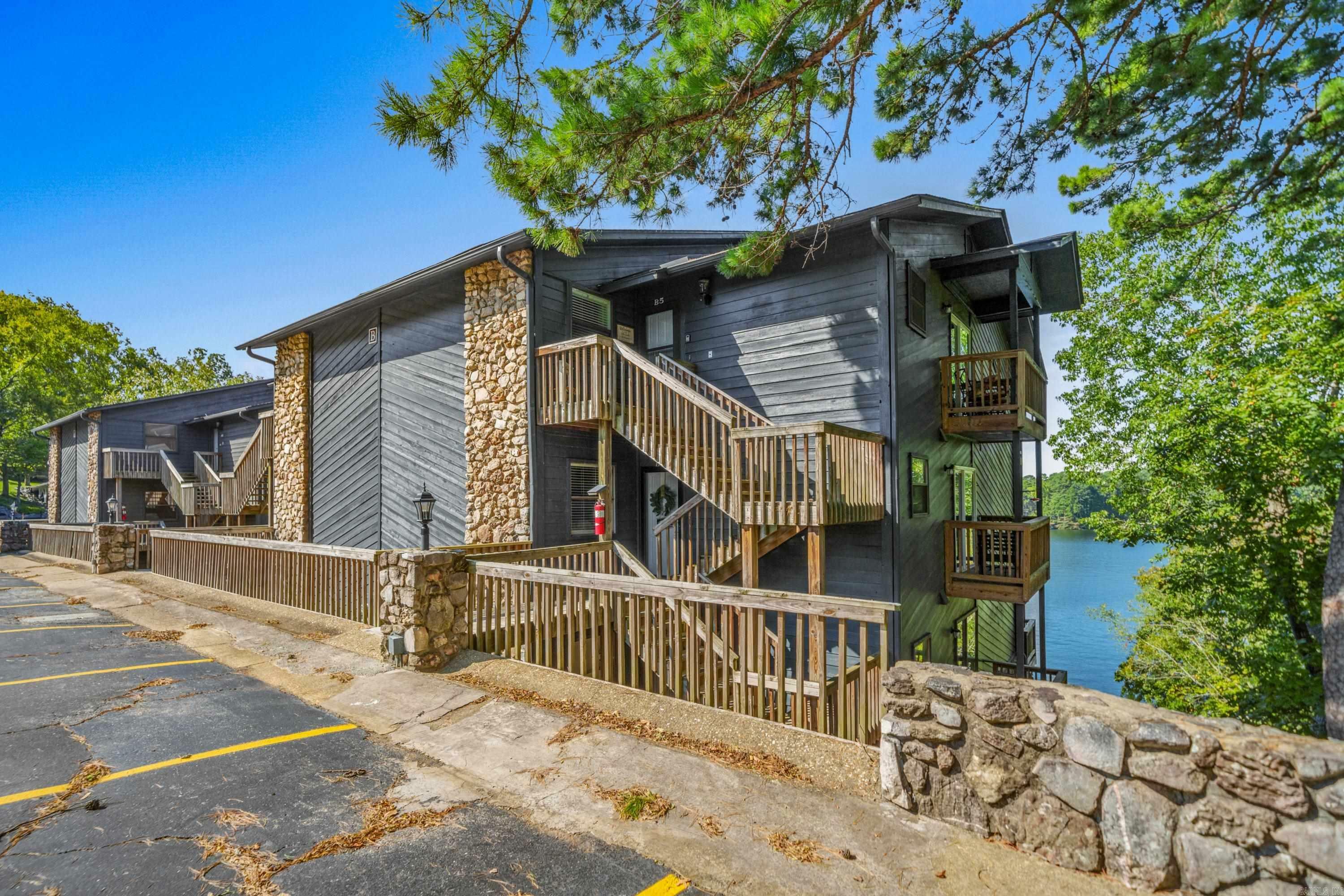 Property Photo:  203 Stearns Point  AR 71913 