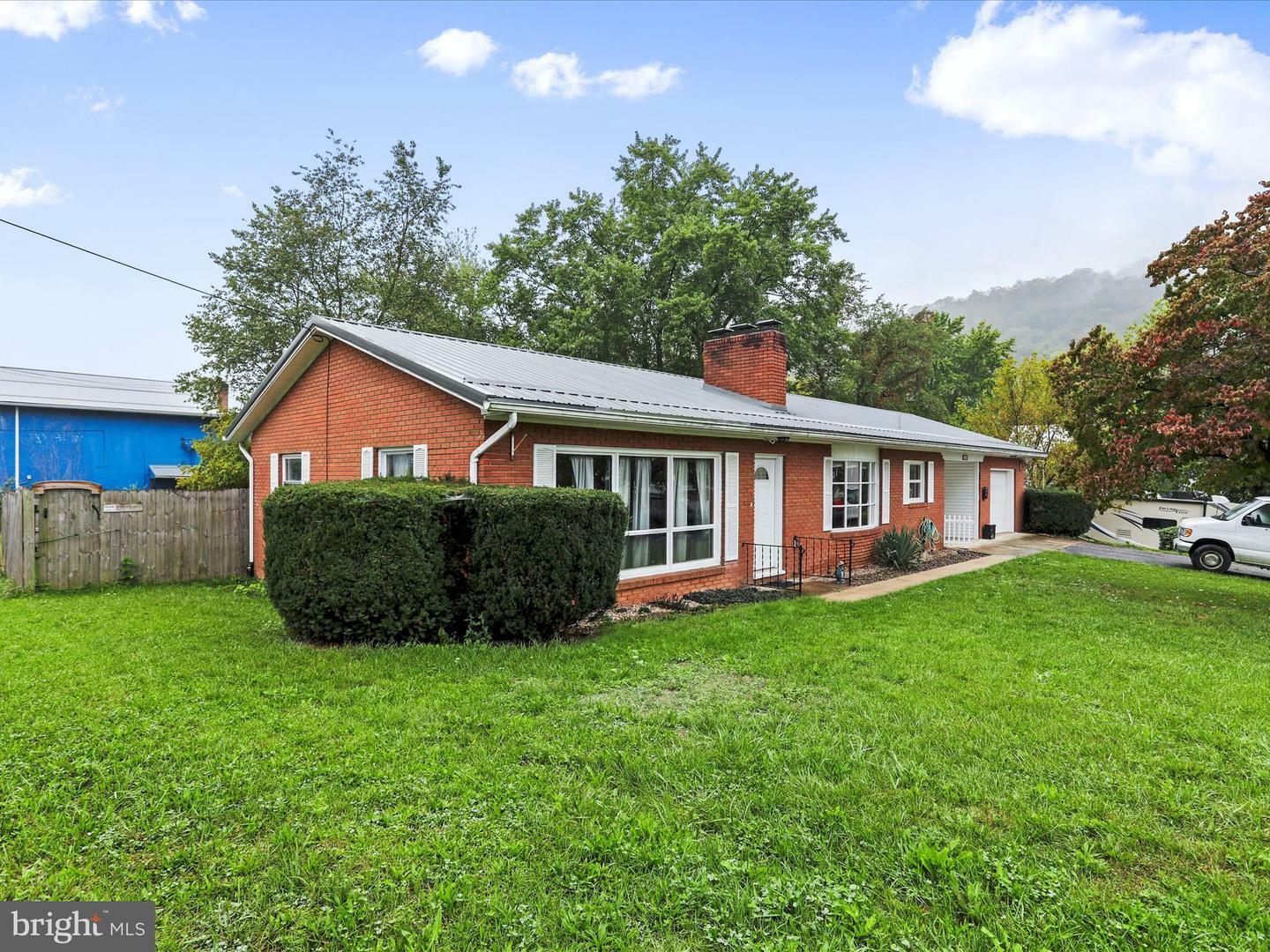 Property Photo:  31 S John Street  WV 25411 